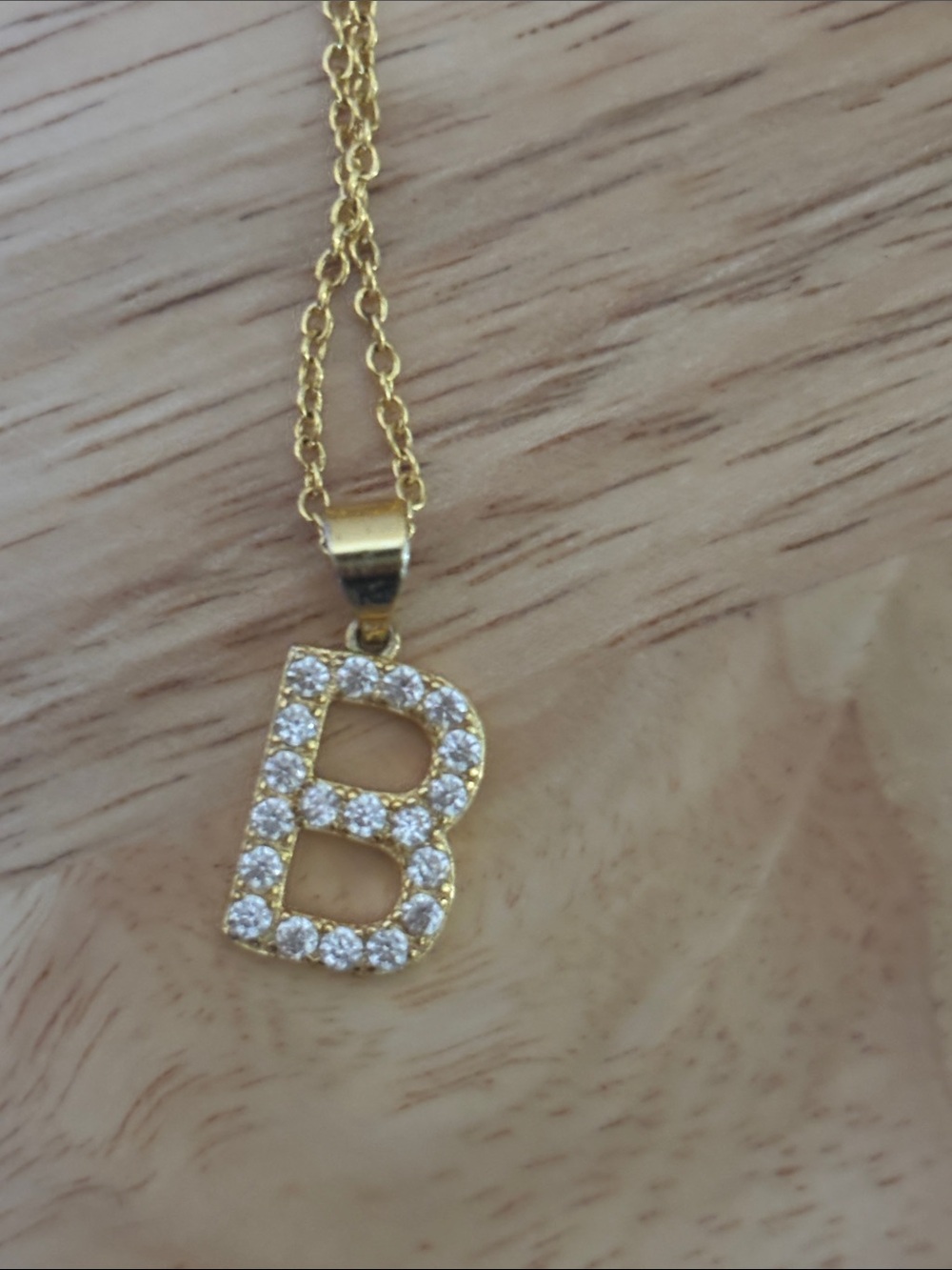 Gold Tone Necklace With Initial 'B' Pendant